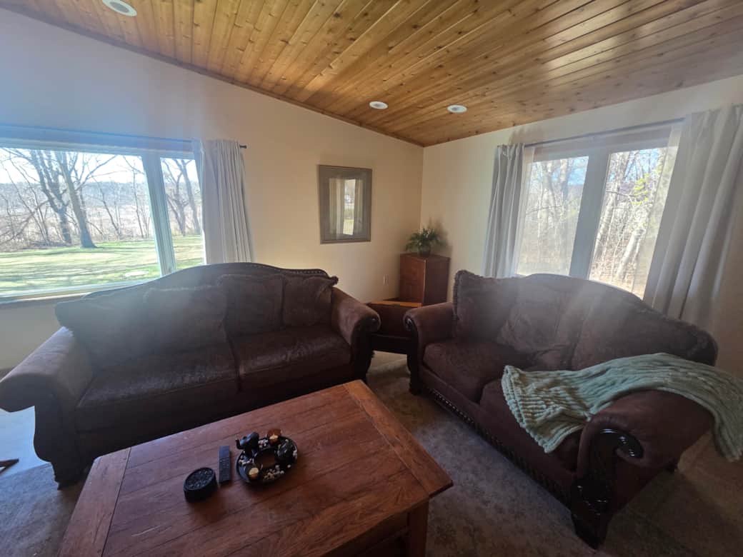 Livingroom Upstairs - Main