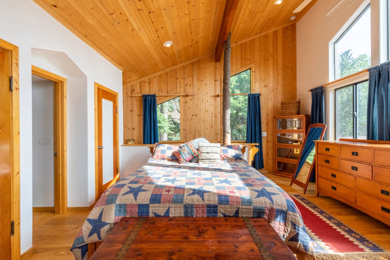 Master bedroom up in the perch