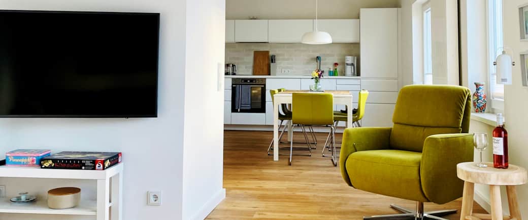 Wohnzimmer mit Küche