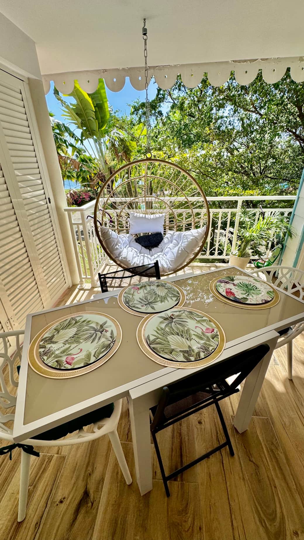 Terrasse vue 2 - Studio TI KAZ BONNEUW - Village Vacances Sainte Anne GUADELOUPE - Conciergerie SHIV Terrasse vue 2 - Studio TI KAZ BONNEUW - Village Vacances Sainte Anne GUADELOUPE - Conciergerie SHIV