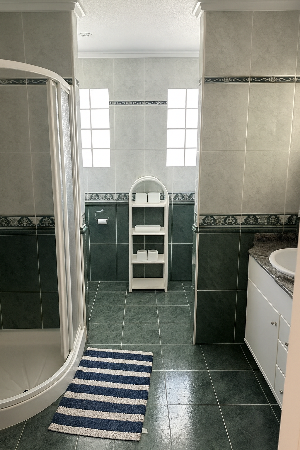 4 bathrooms 