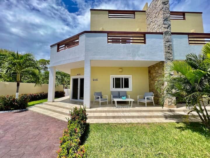 Turtle Villa