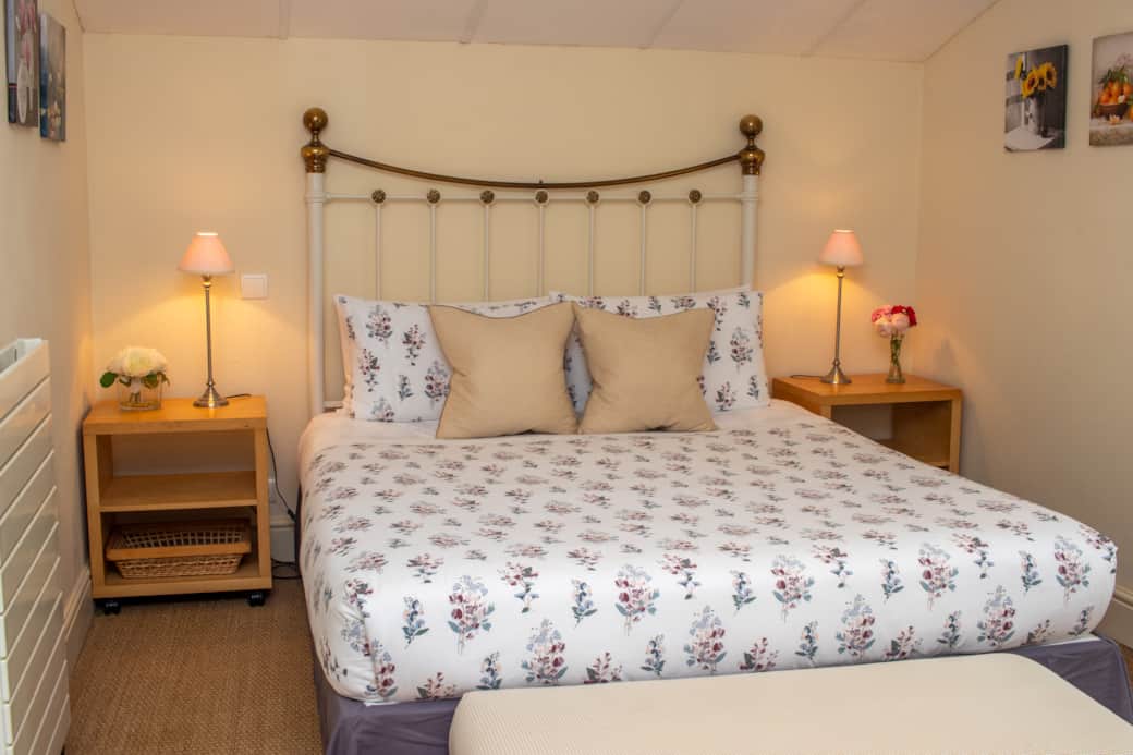 King-sized double bed