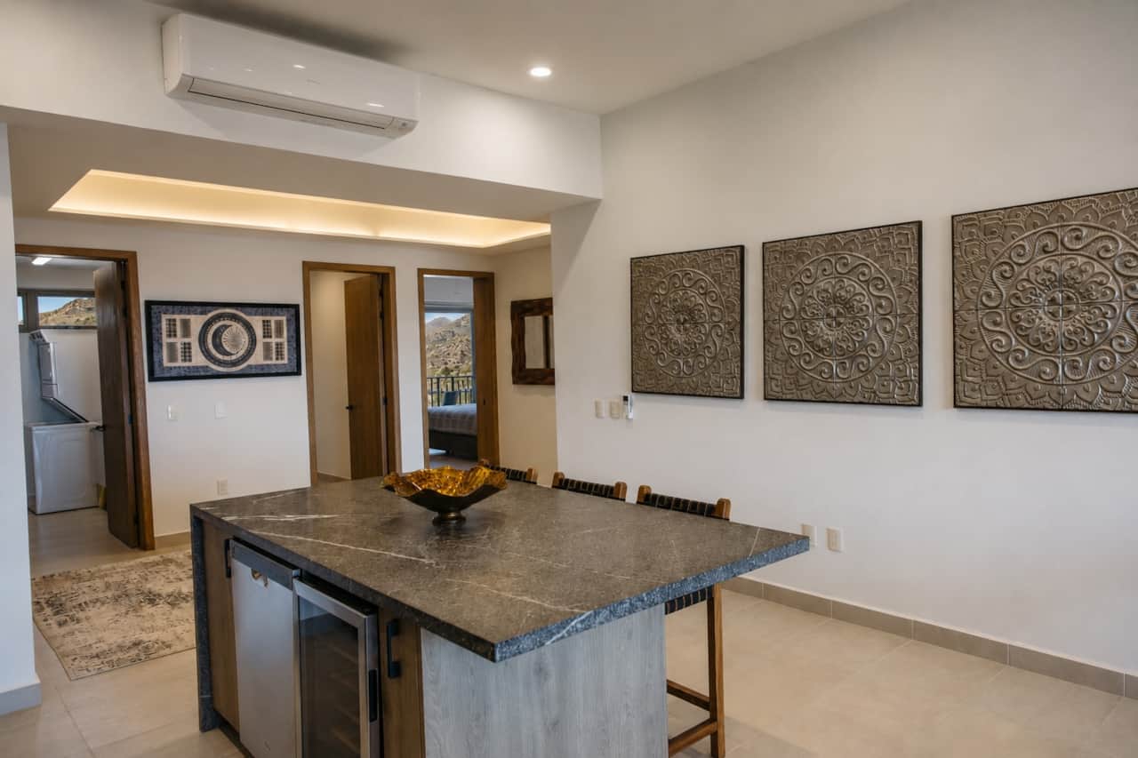 Kitchen Island.jpg
