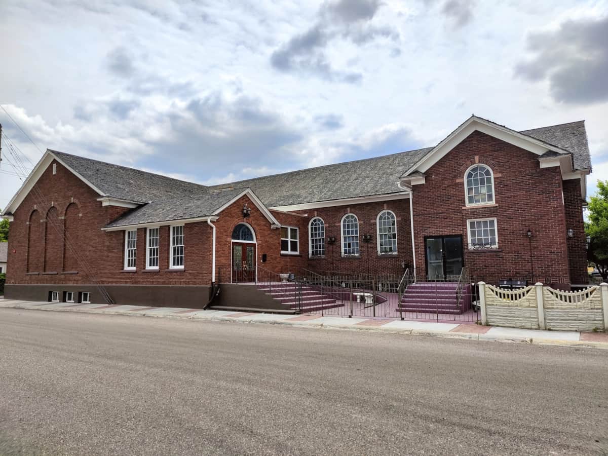 McKinley Mansion, Bball Gym sleeps 70, Pocatello