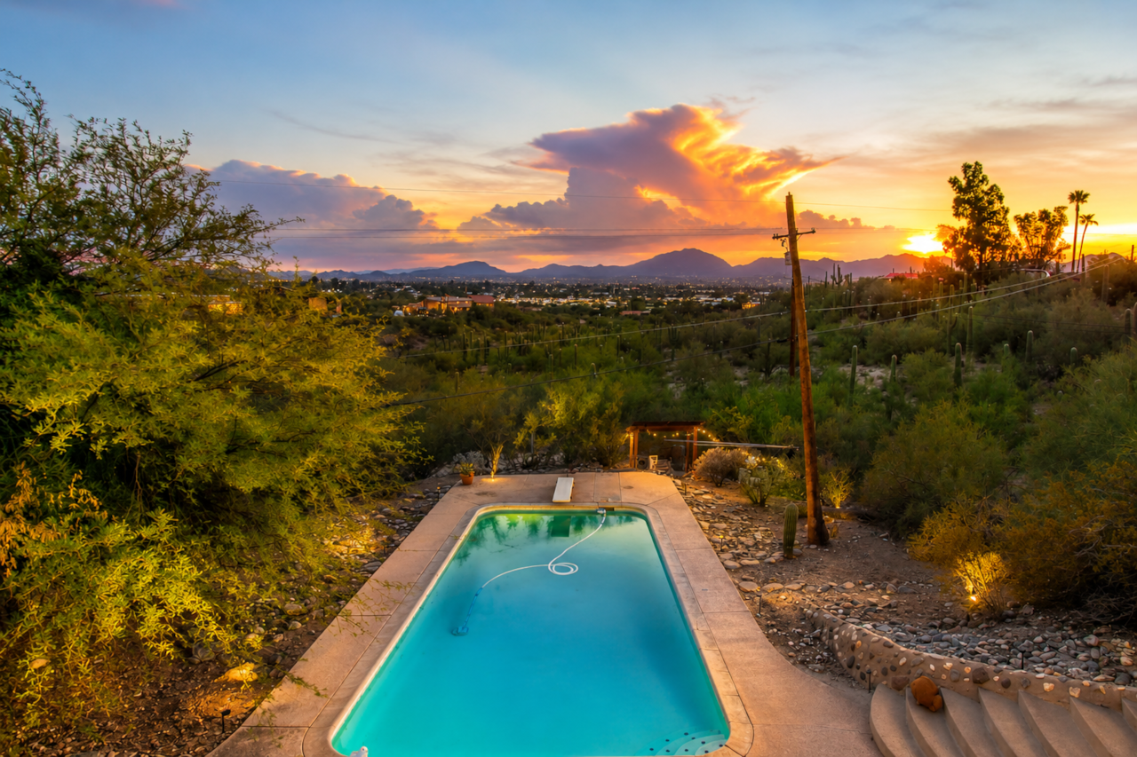 Pool views 