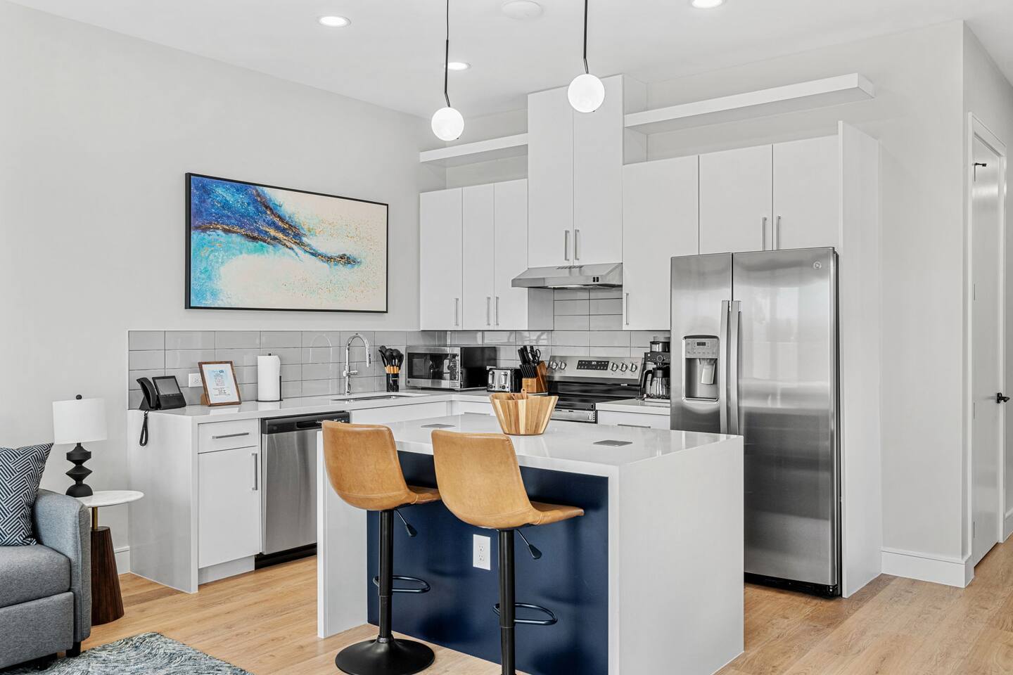 Start your day at the sleek breakfast bar, perfect for quick bites or morning coffee.