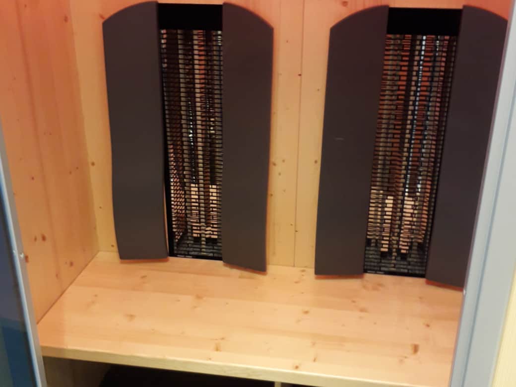 Infrared sauna for 2