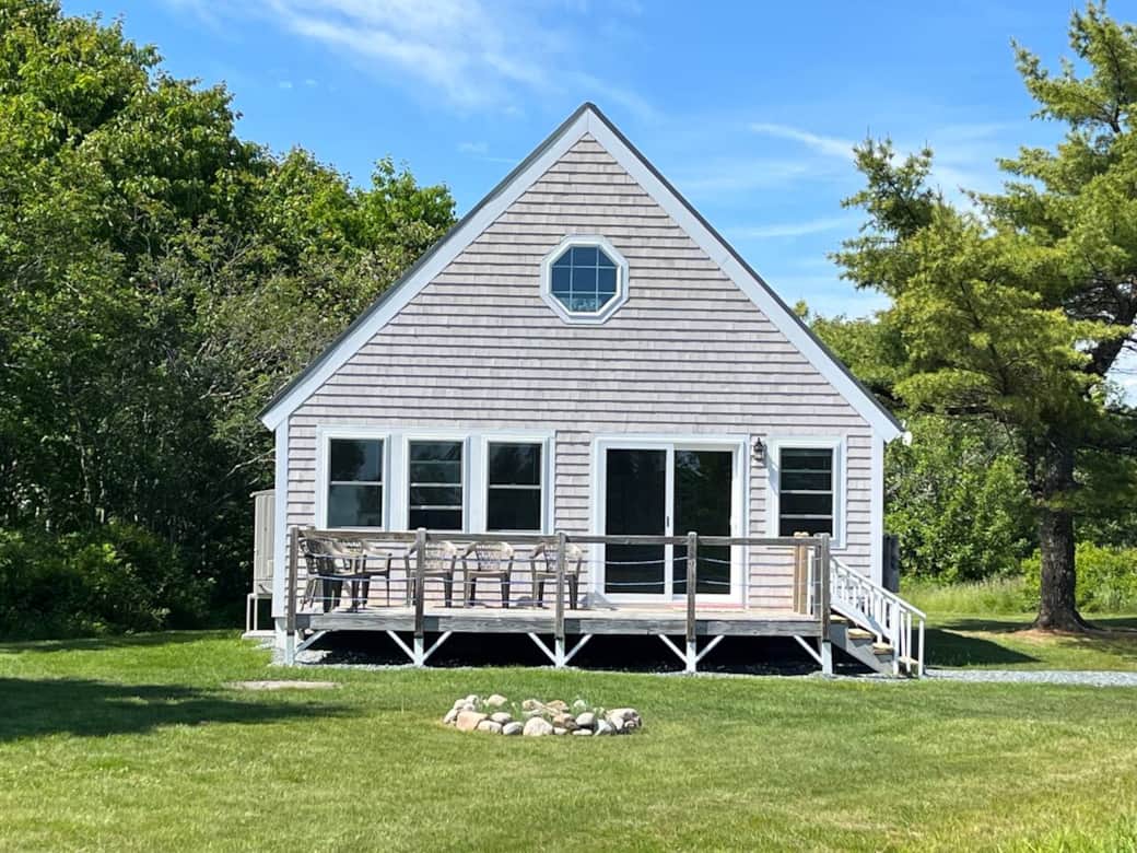 Waterfront vacation rental near Acadia Flanders Bay