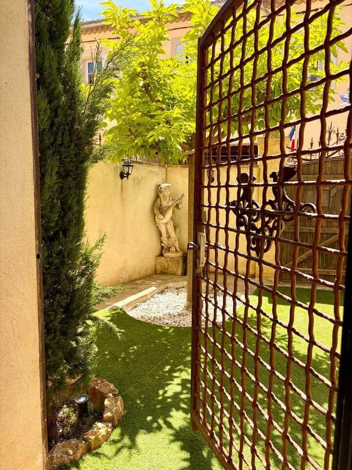 Patio, entrée