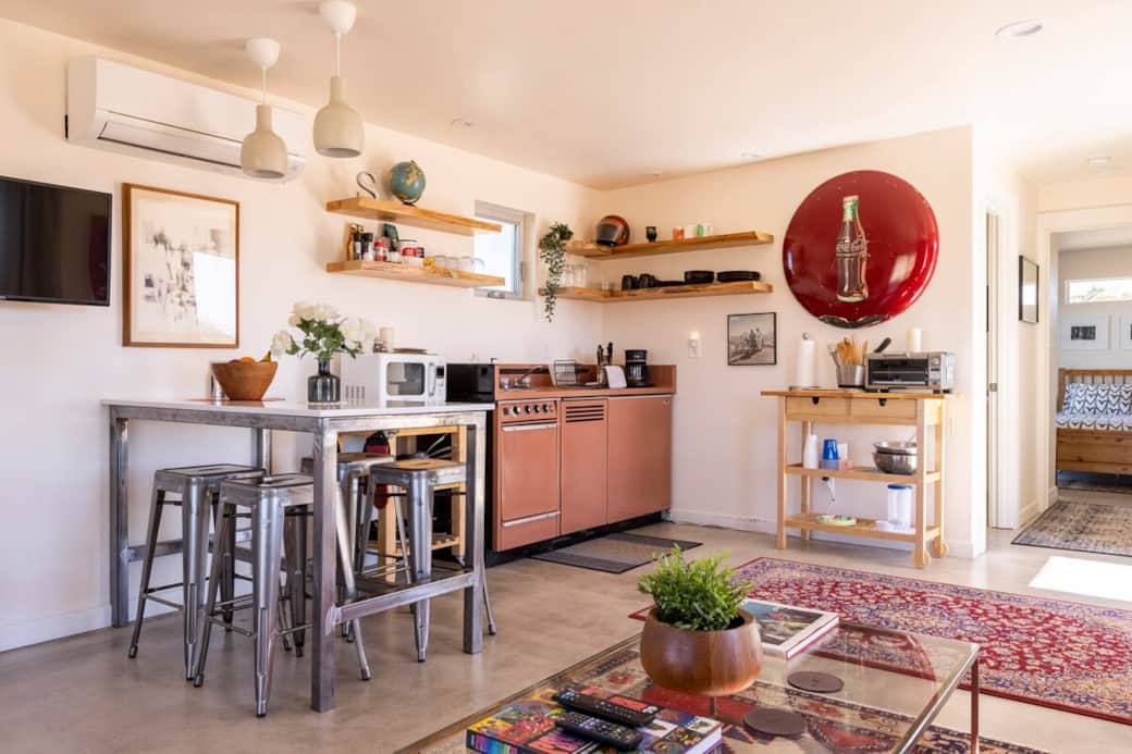 Motel California - Kitchen Shelves 2