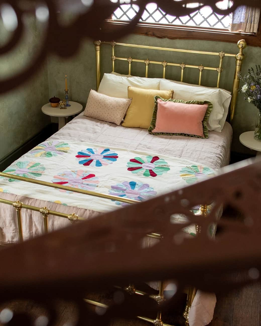 Queen Bed in Rapunzel's