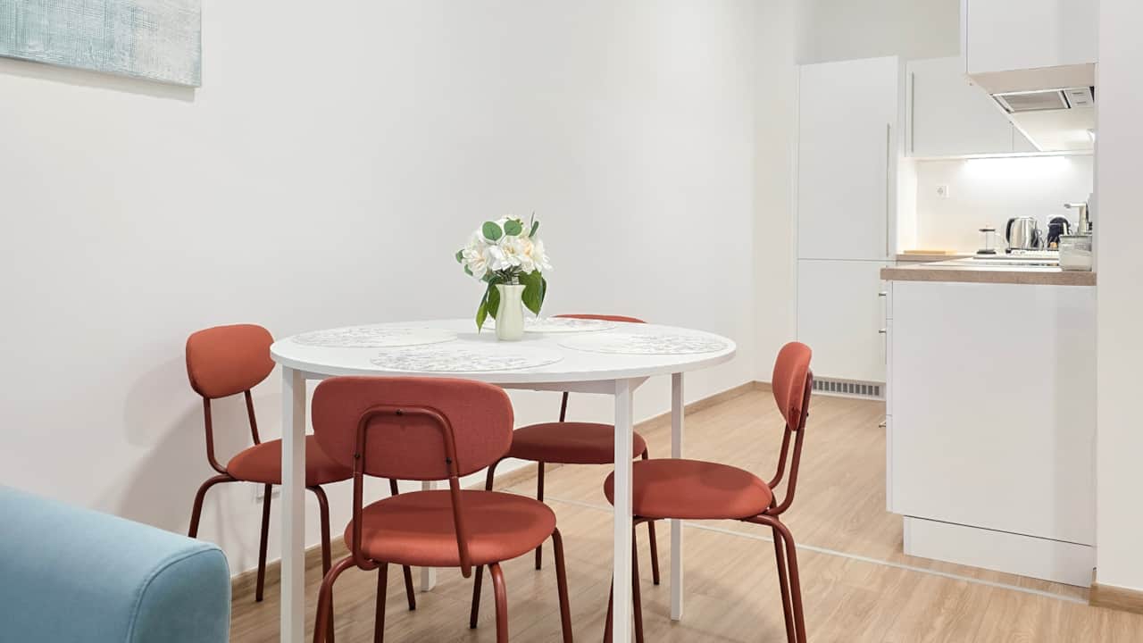 Dining area/kitchen