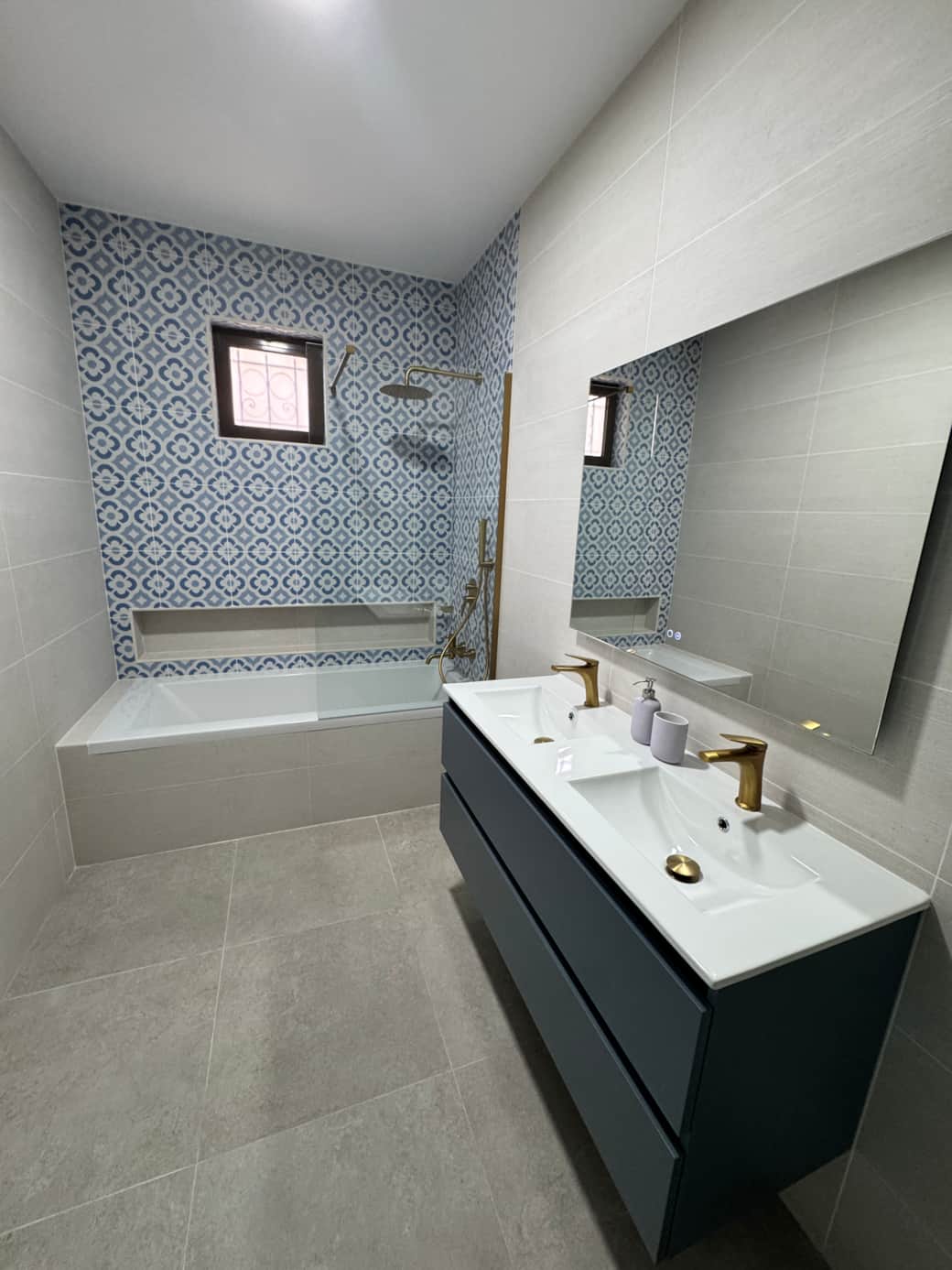 Brand new full bathroom