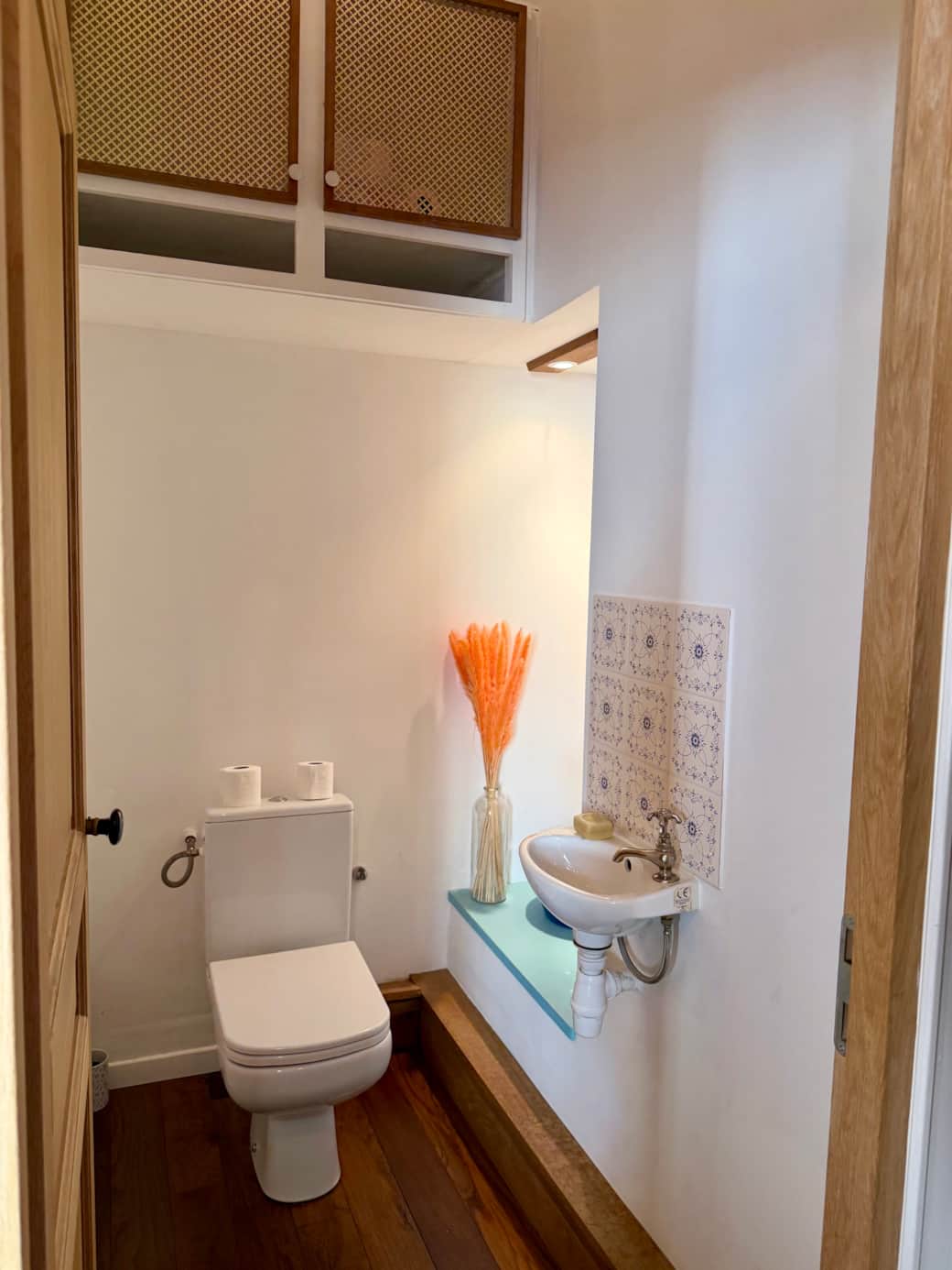 WC WC