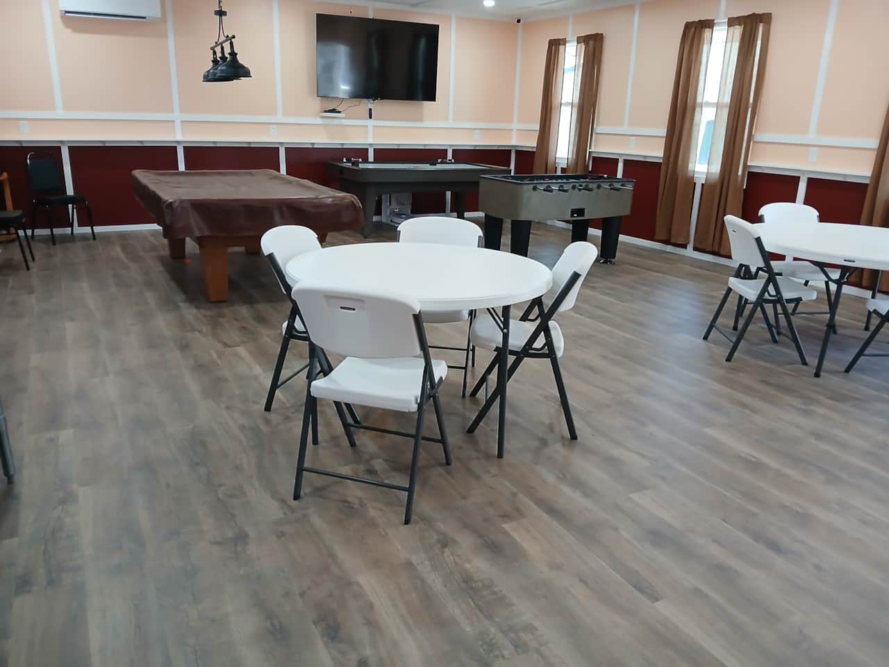 Center (2)