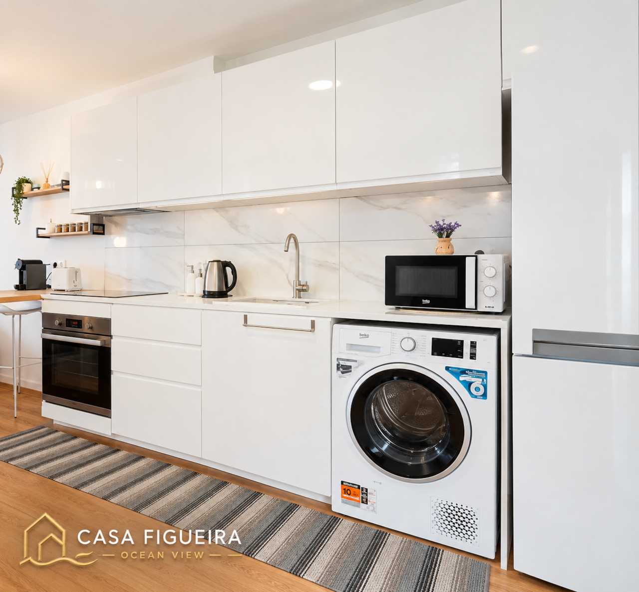 Fully equipped kitchen