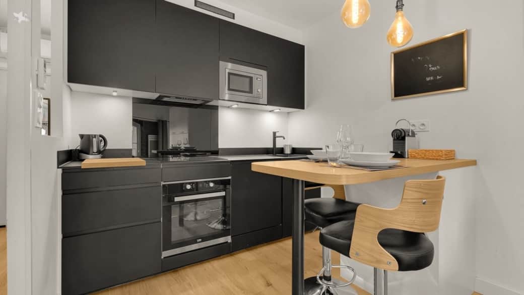 Kitchen / dining area