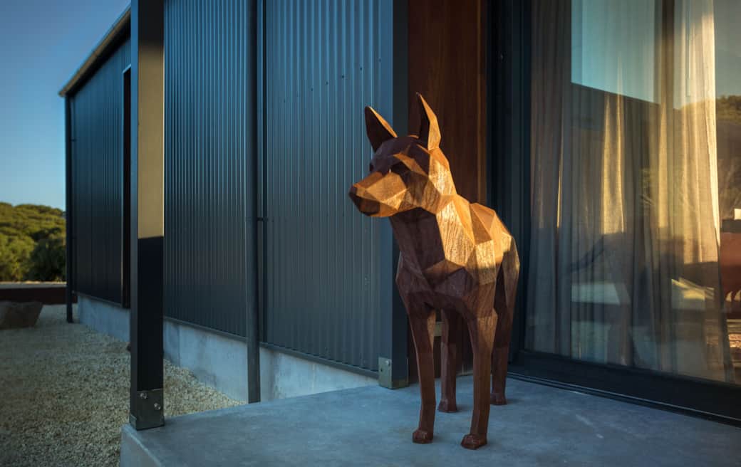 Rusty the Dingo Welcomes You