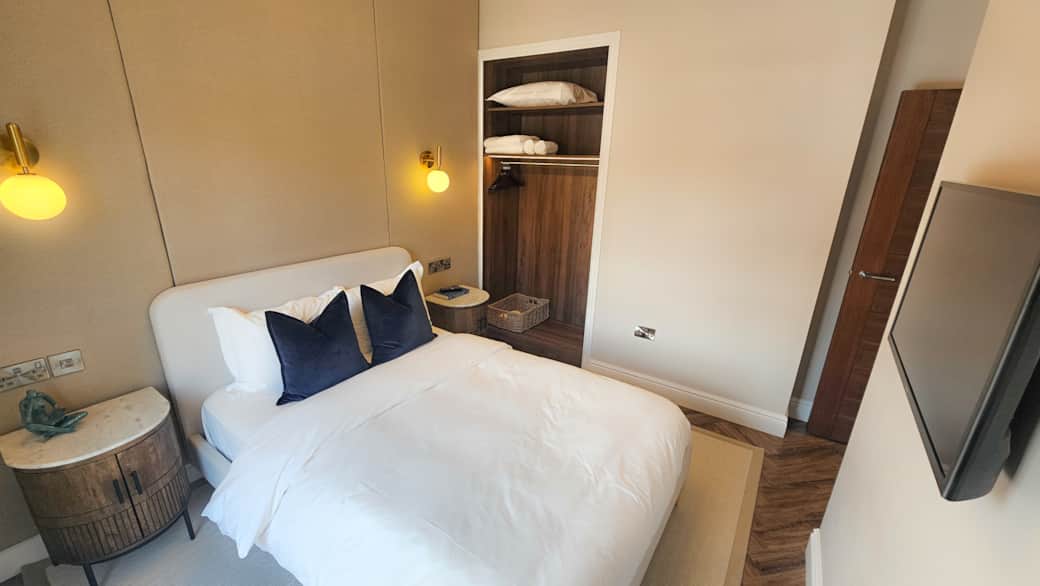 Second Bedroom with TV & Wardrobe