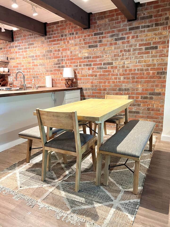 Dining table/area is just off the kitchen and living and seats 6 comfortably.