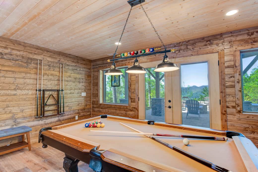 Pool room offering majestic mountain vistas