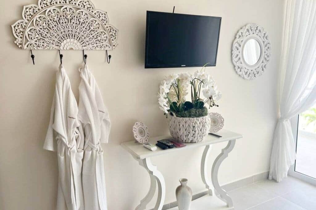 Wrap yourself in opulence during your stay with our complimentary luxury bathroom robes.