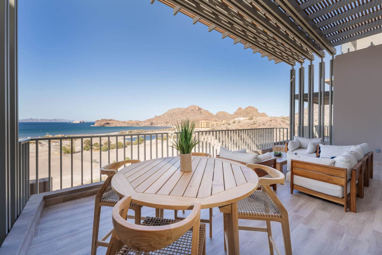 1604 Balcony East View.jpg