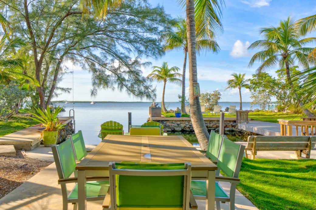 Dining table, boat/swimming basin and Tarpin Basin Dining table, boat/swimming basin and Tarpin Basin