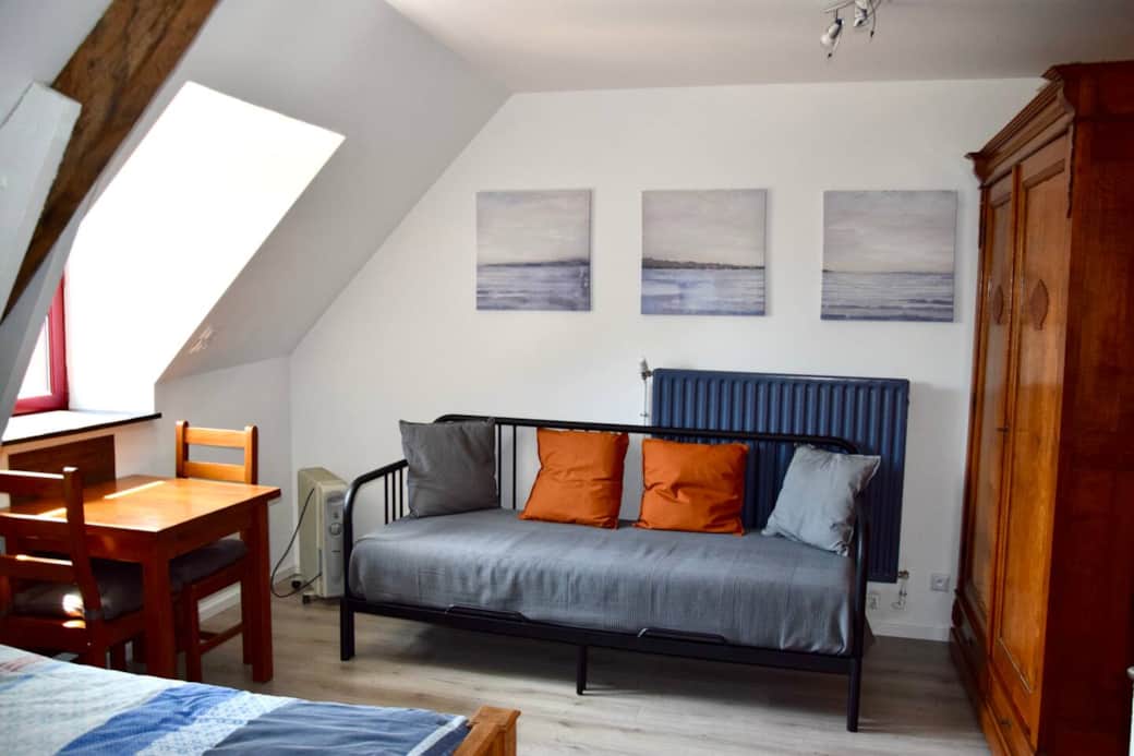 La chambre est spacieuse, même pour 4 personnes