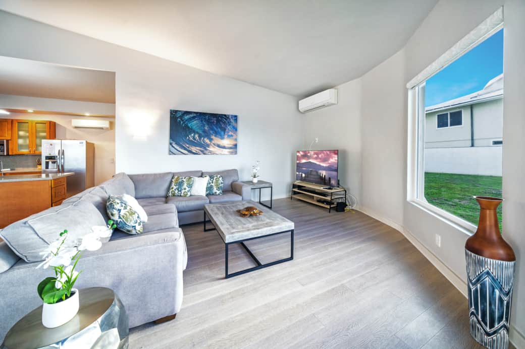 Sitting area and TV
