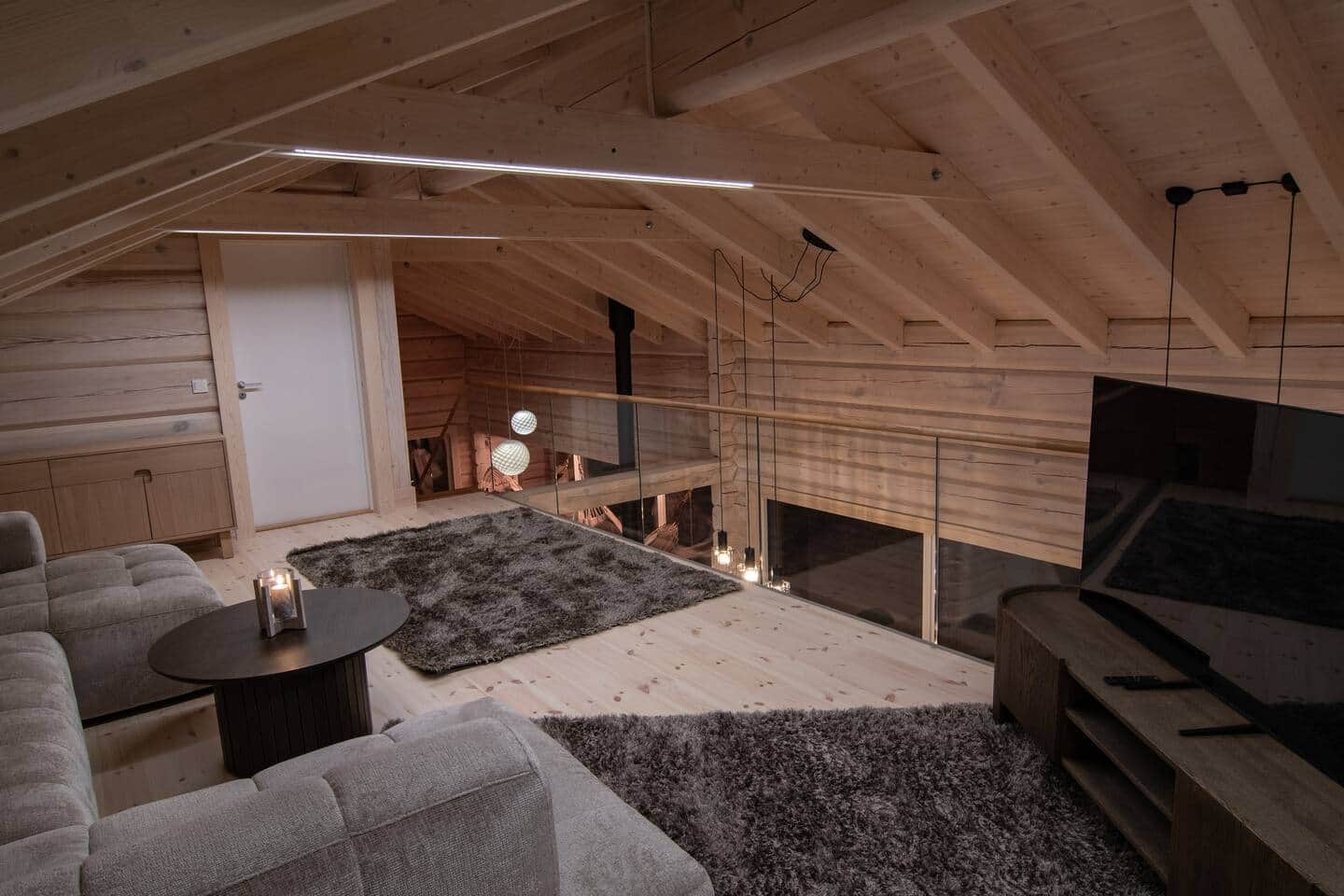 Skandinavisches Ferienhaus in Norwegen mit lichtdurchflutetem Wohnraum