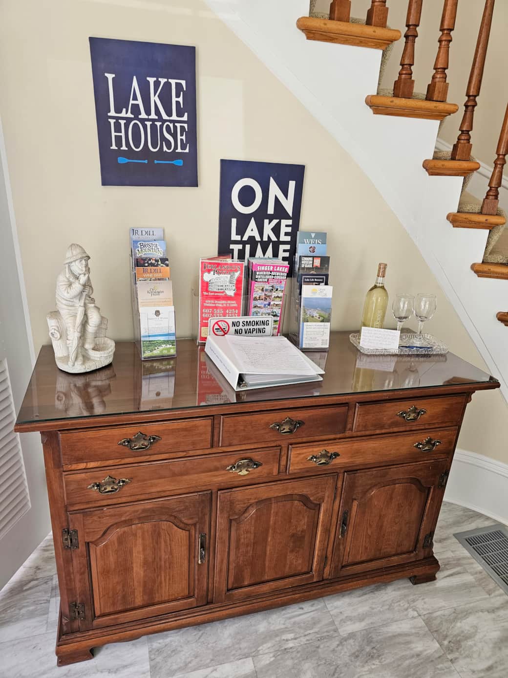 Welcome! Complimentary bottle of wine and opener, local brochures, 100+ things to do list!, Welcome! Complimentary bottle of wine and opener, local brochures, 100+ things to do list!,