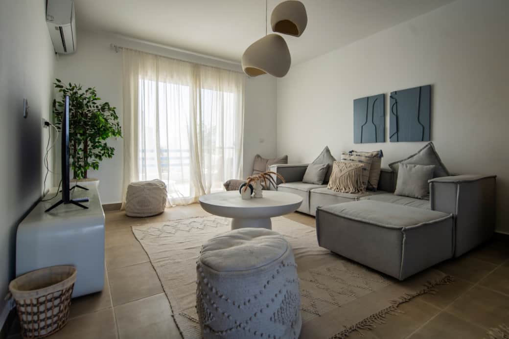 3 bedrooms - greek-2