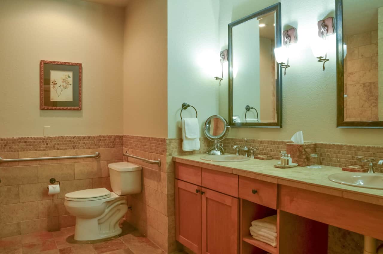 Bathroom with Dual Vanity