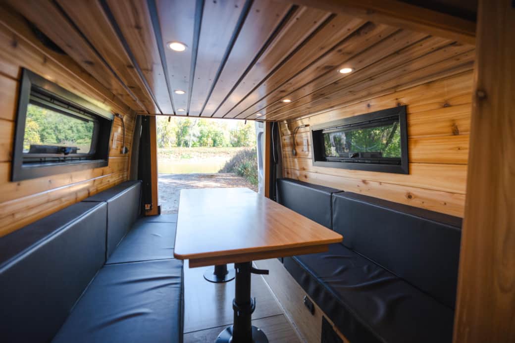 Rear Dinette