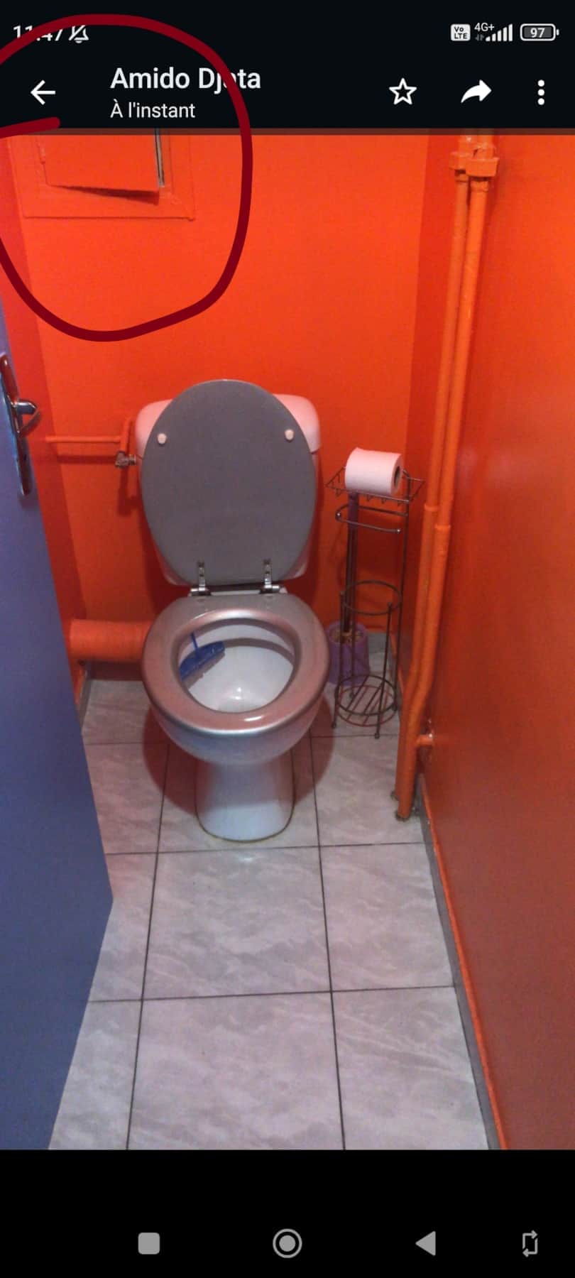toilettes partagées 