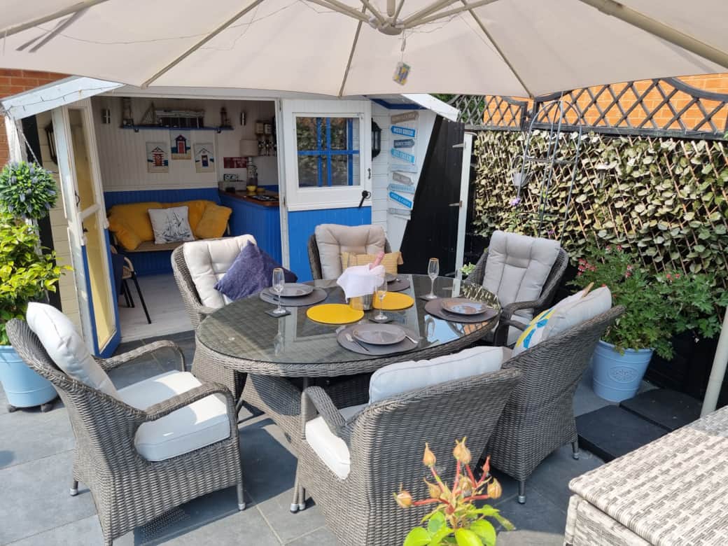 Garden Table Area