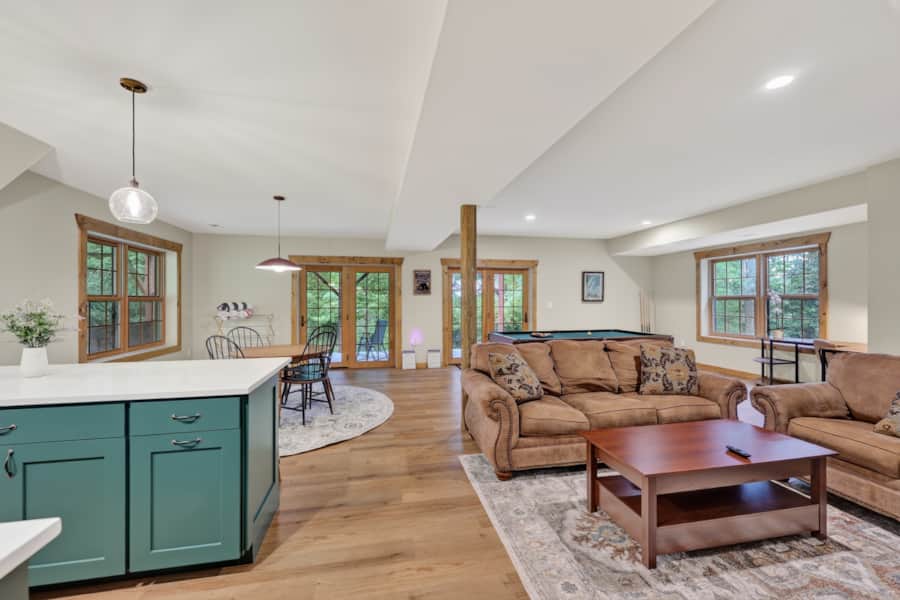 Game room seating area