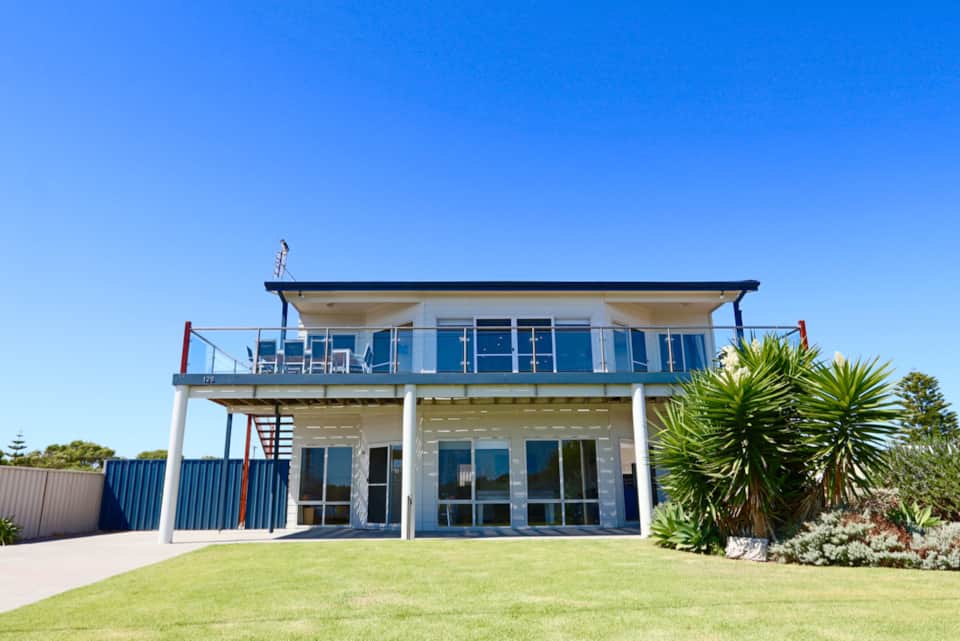 128 The Esplanade Holiday House in Robe