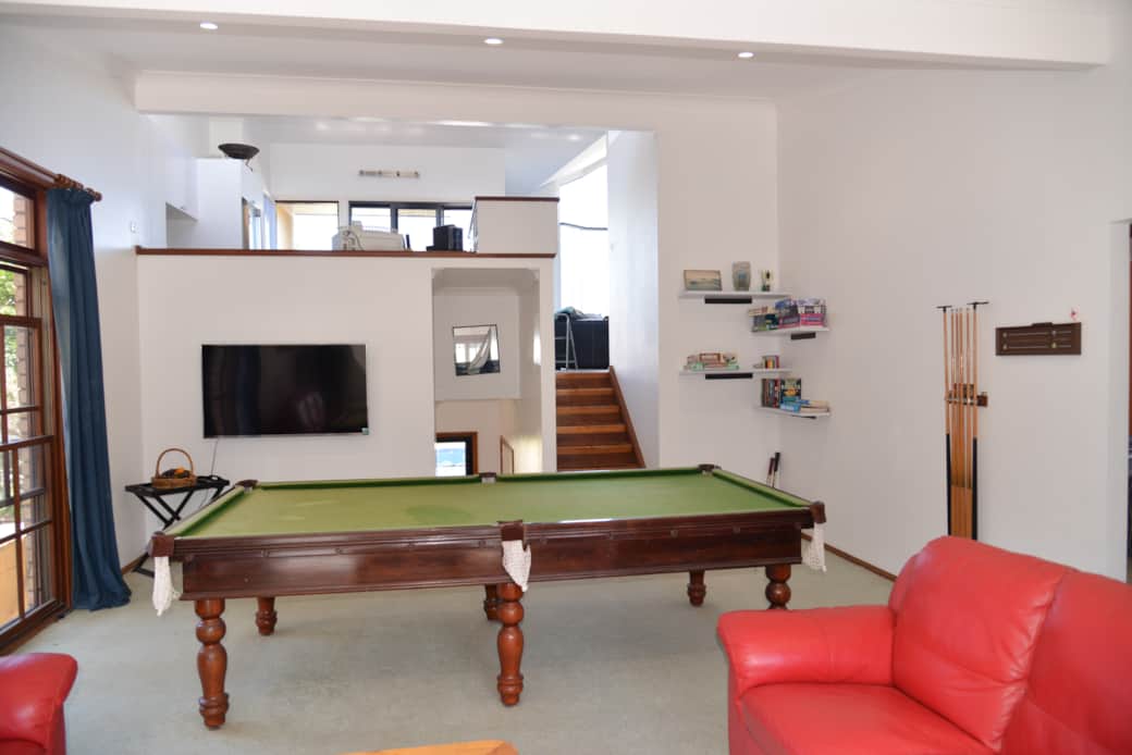 Mid Deck Family Room