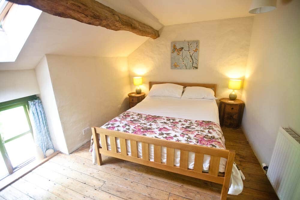 one of four double rooms (King size bed)