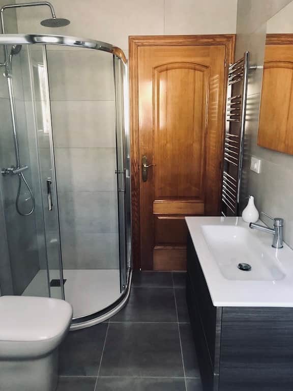 Master Bedroom en-suite
