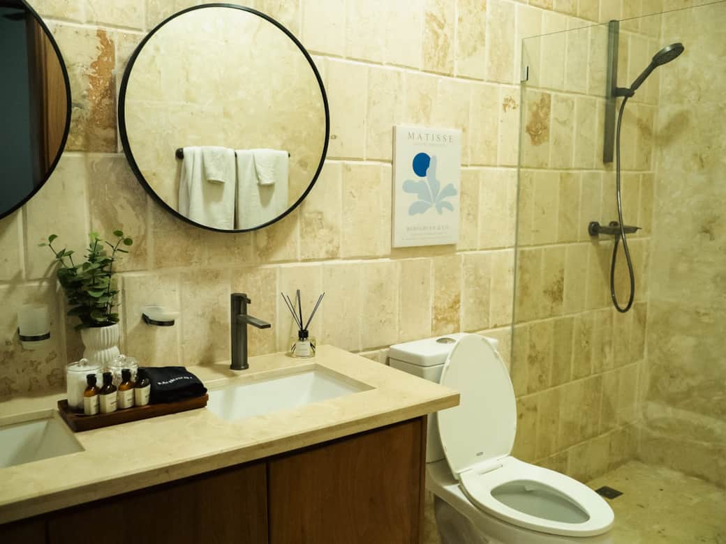 Casa Luna Bathroom