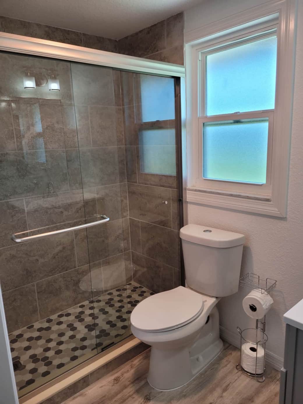 bathroom bathroom