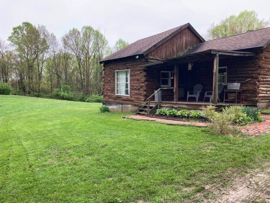 You can see this is a true log cabin estimated to be built over 100 years ago... You can see this is a true log cabin estimated to be built over 100 years ago...