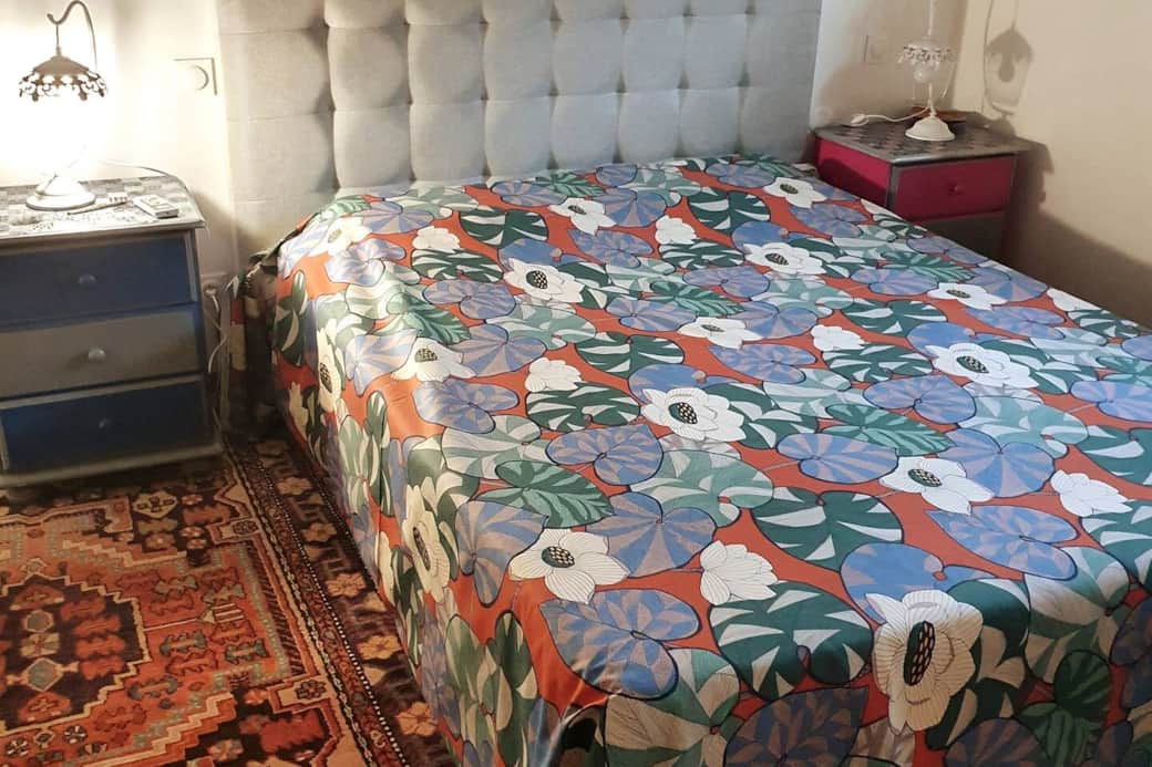 Ma chambre avec moustiquaire aux jalousies et au dessus du lit et won dressing attenant Ma chambre avec moustiquaire aux jalousies et au dessus du lit et won dressing attenant