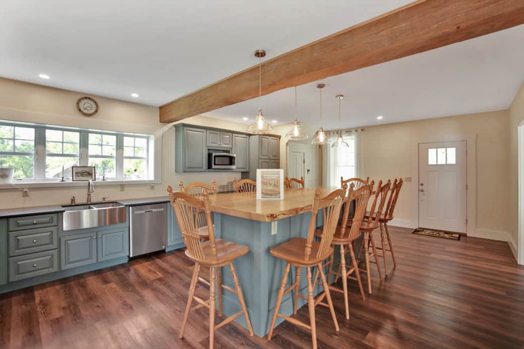 Family gathering space at the high top island table