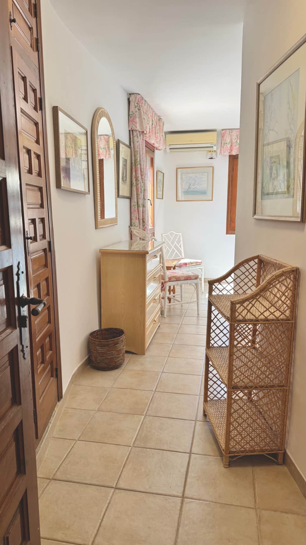 Pink Bedroom Entrance