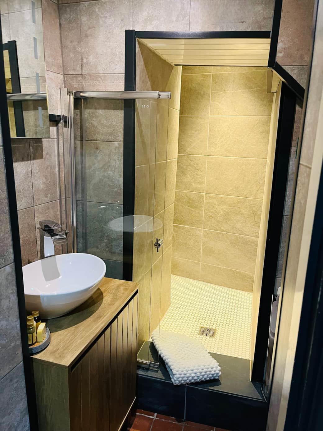 The Post Room En-Suite